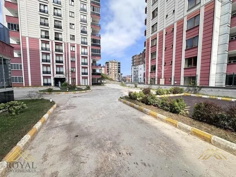 Yalıncak'ta Satılık 4+1 Fırsat Daire 6
