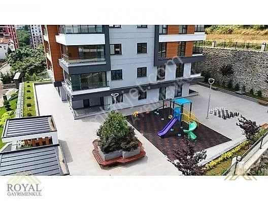 Royal'den Yalıncak Tratopya'da Deniz Manzaralı 4+1 Lüks Daire 8