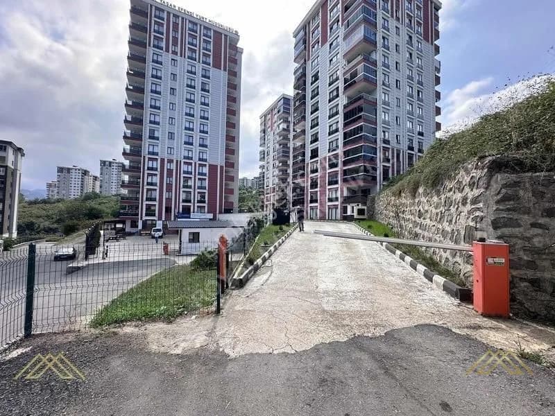 Yalıncak Mah., 4+1 Daire – 230 m², 5 Yaşında, 7M