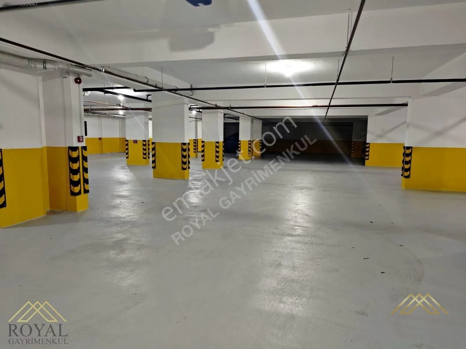 Royal'den Yalıncak Tratopya'da Deniz Manzaralı 4+1 Lüks Daire 10